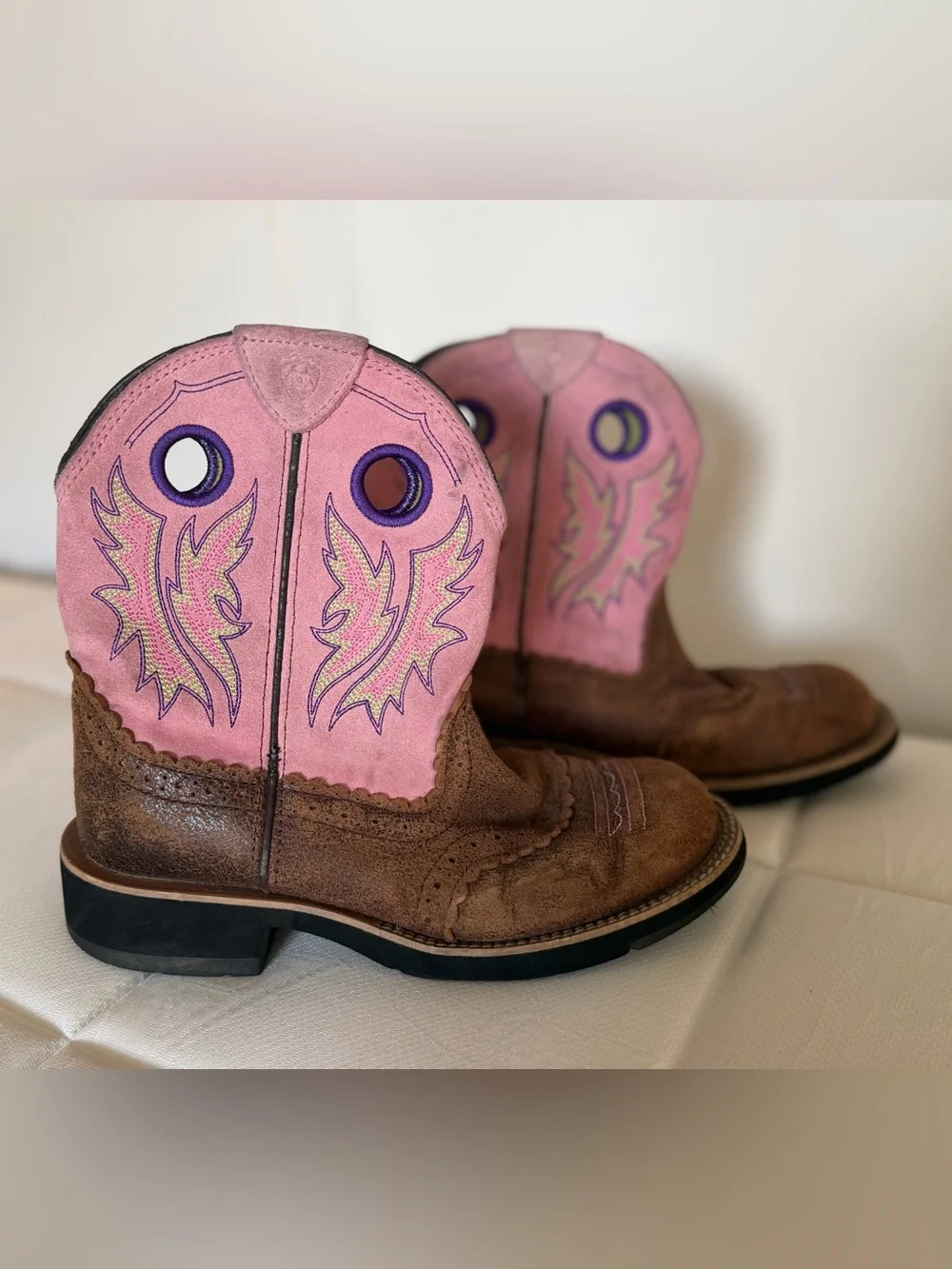 Ariat girls western